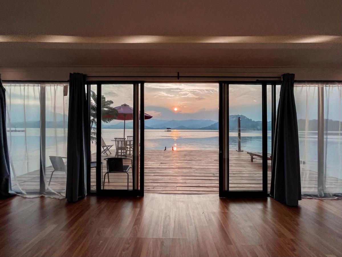 Andreas Resort Sukajaya Eksteriør billede